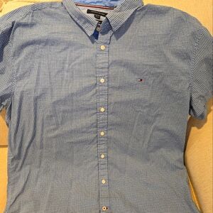 Men's Tommy Hilfiger casual short sleeved buttoned down shirt